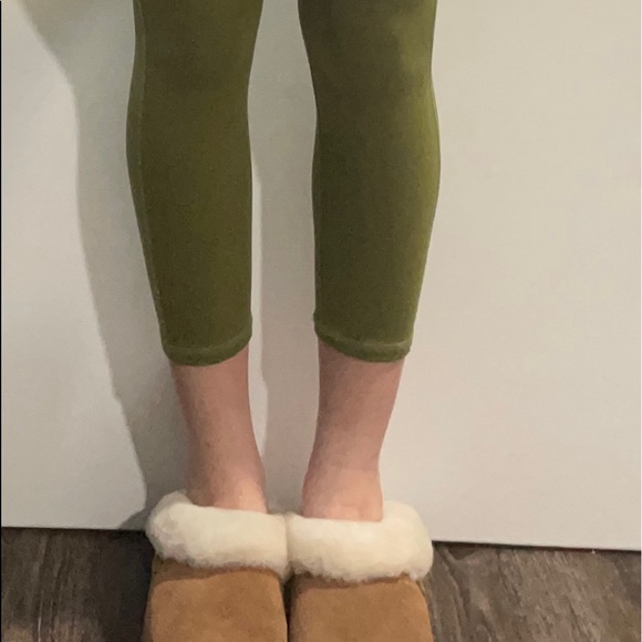 Fabletics leggings - Picture 3 of 4